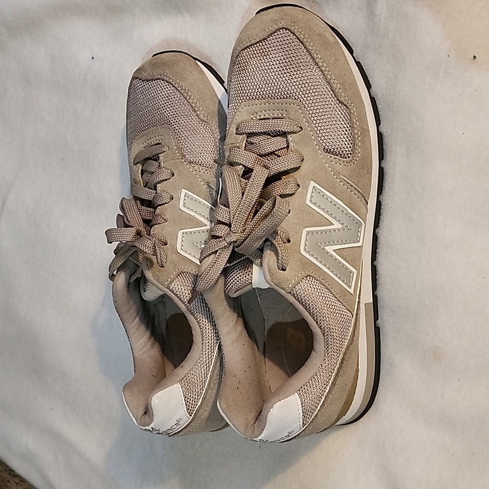 New Balance 594 size 10, worn once